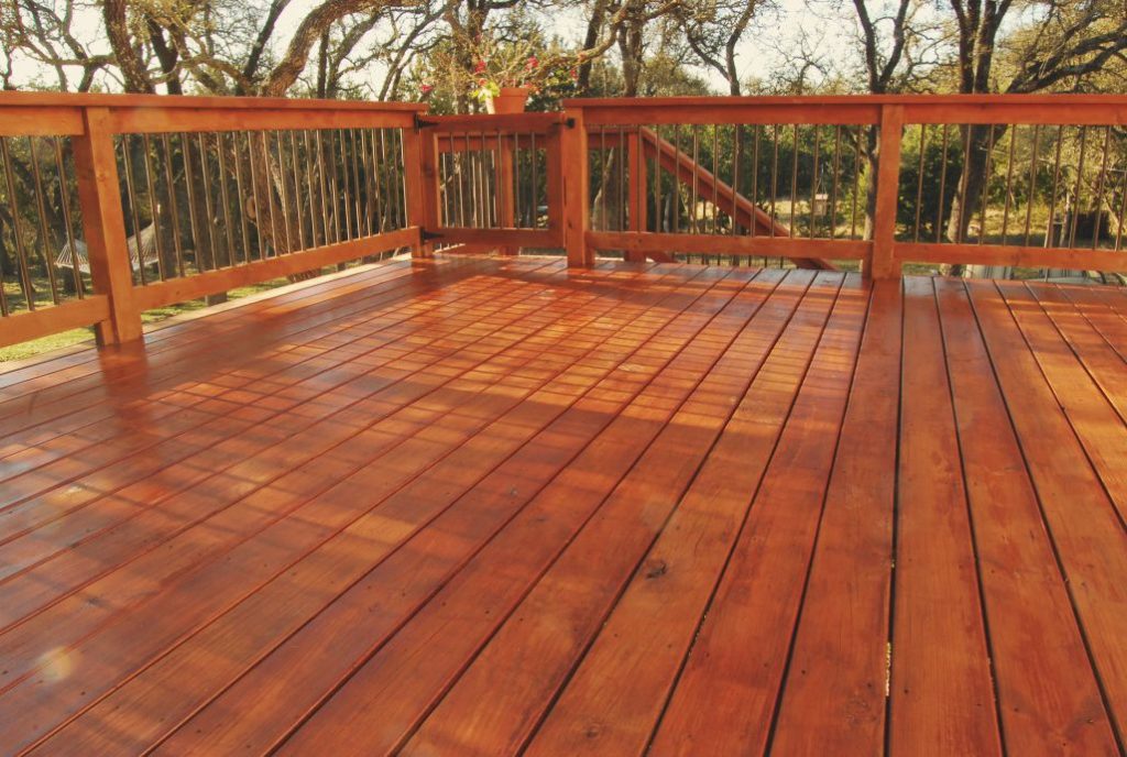 deck staining, transparent wood stain, stain a deck, deck painting