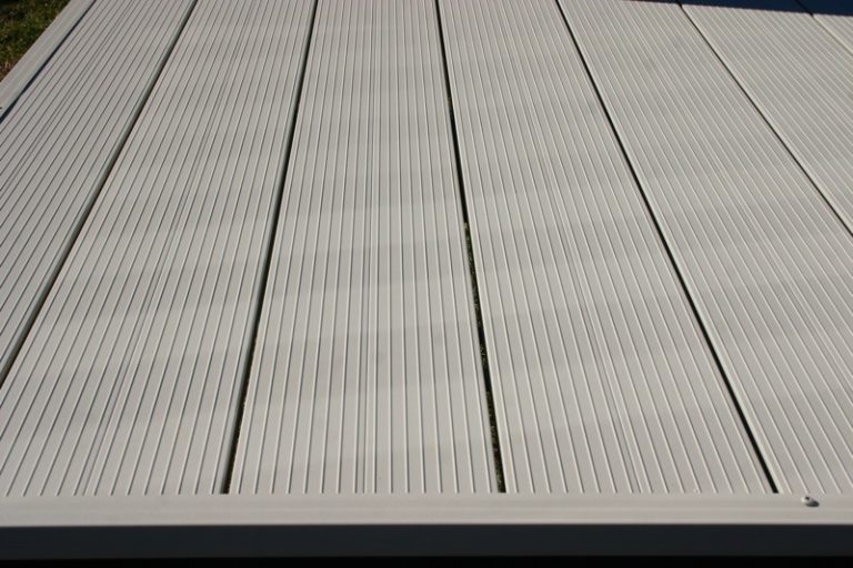 Choosing the Best Low Maintenance Decking Materials